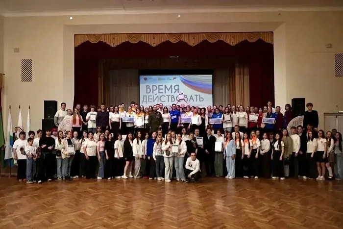 Кировские школьники и студенты отправятся в Москву и Волгоград