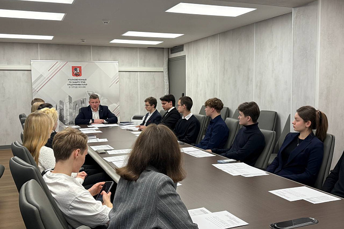 В Москве начал работу Молодежный совет при представительстве правительства Кировской области