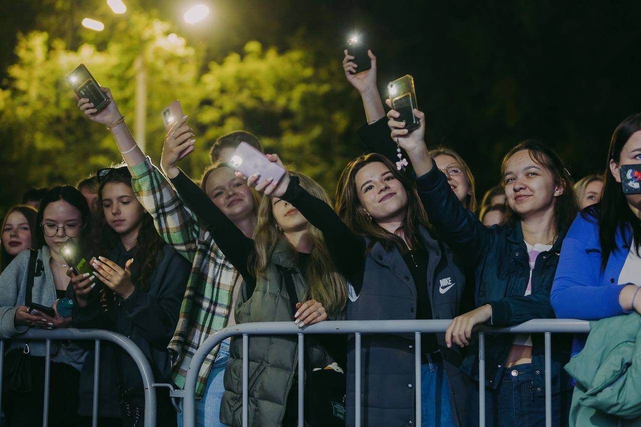 1 сентября на Театральной площади выступит группа «PIZZA»