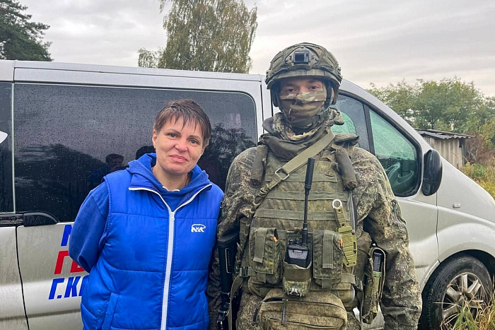 Котельничские молодогвардейцы доставили гуманитарный груз военнослужащим в Курской области